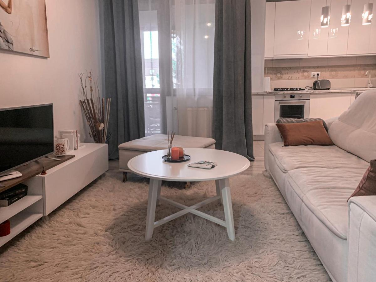 Apartment 2 Rooms Luxury Bükreş Dış mekan fotoğraf