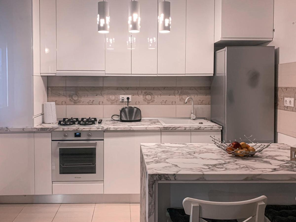 Apartment 2 Rooms Luxury Bükreş Dış mekan fotoğraf